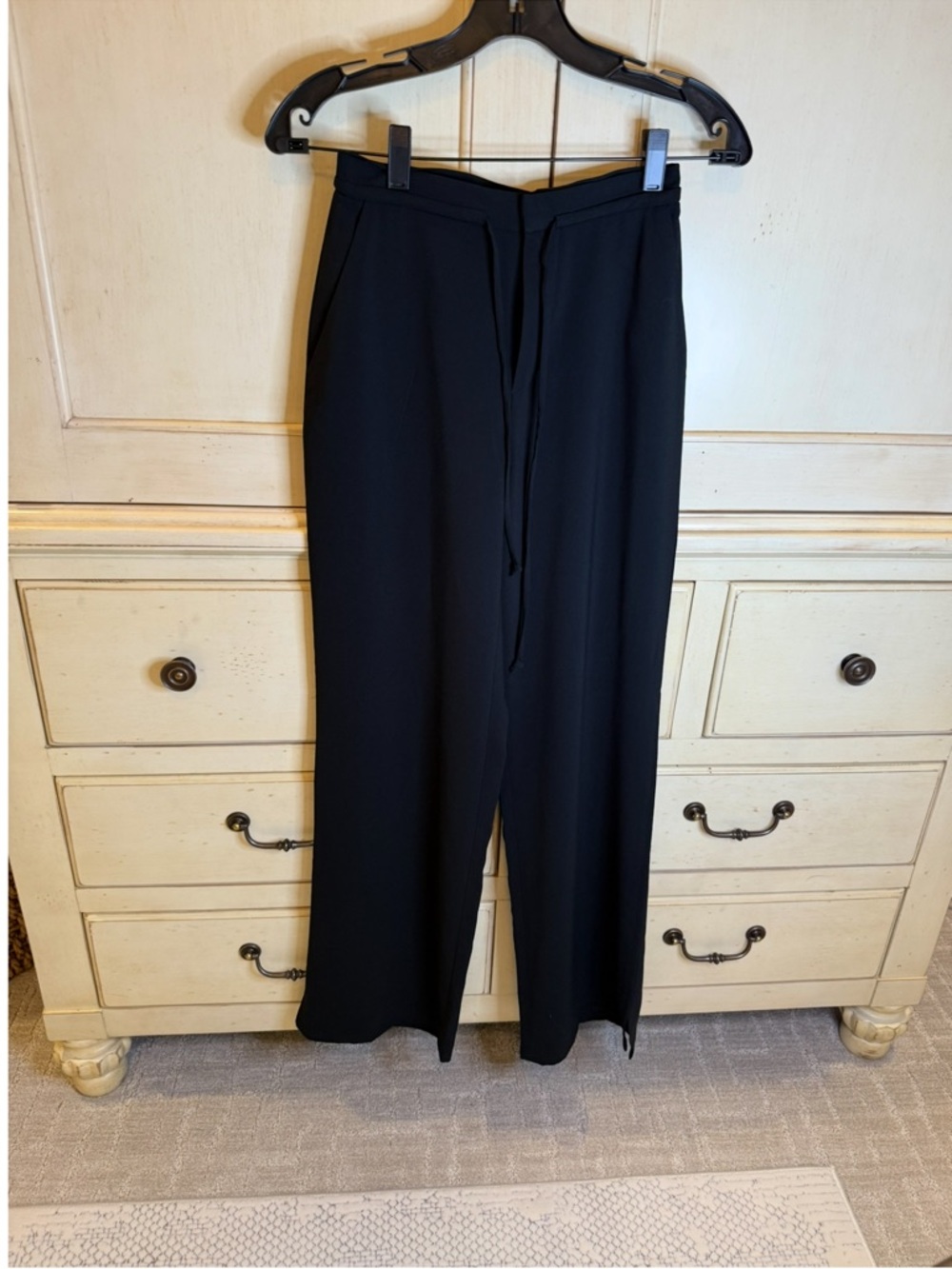 Banana Republic Black Wide-Leg Drawstring Pants - Picture 4 of 7